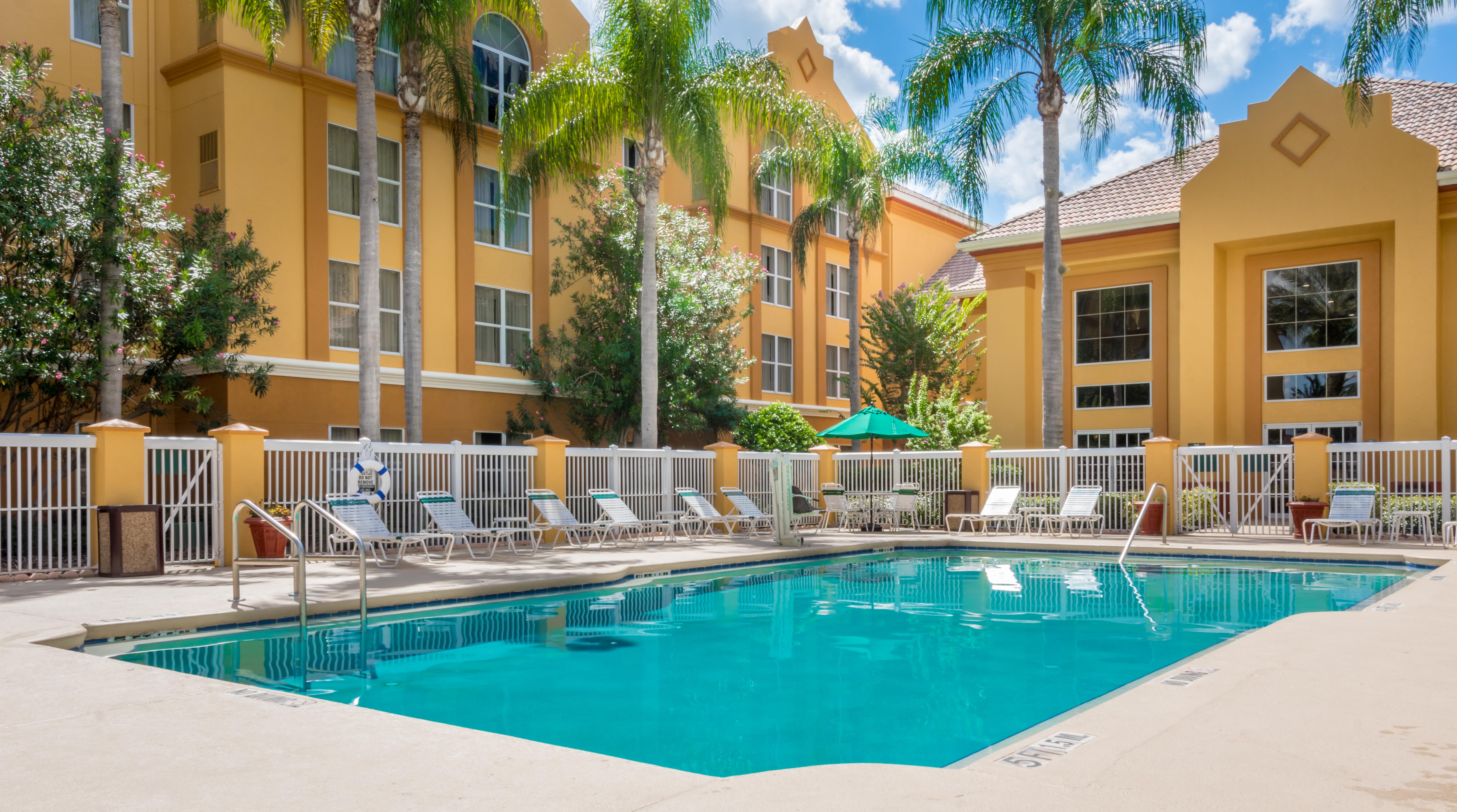 Surestay Plus By Best Western Orlando Lake Buena Vista Eksteriør billede