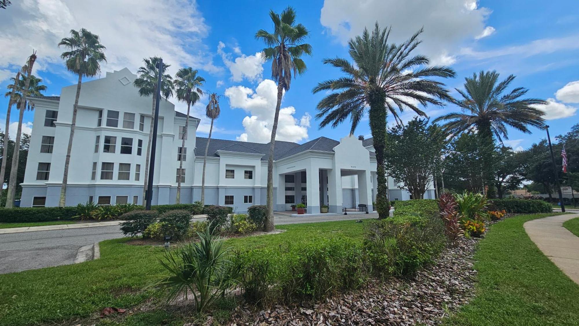 Surestay Plus By Best Western Orlando Lake Buena Vista Eksteriør billede